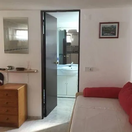 Buganvilia Praia Da Falesia אלבופיירה